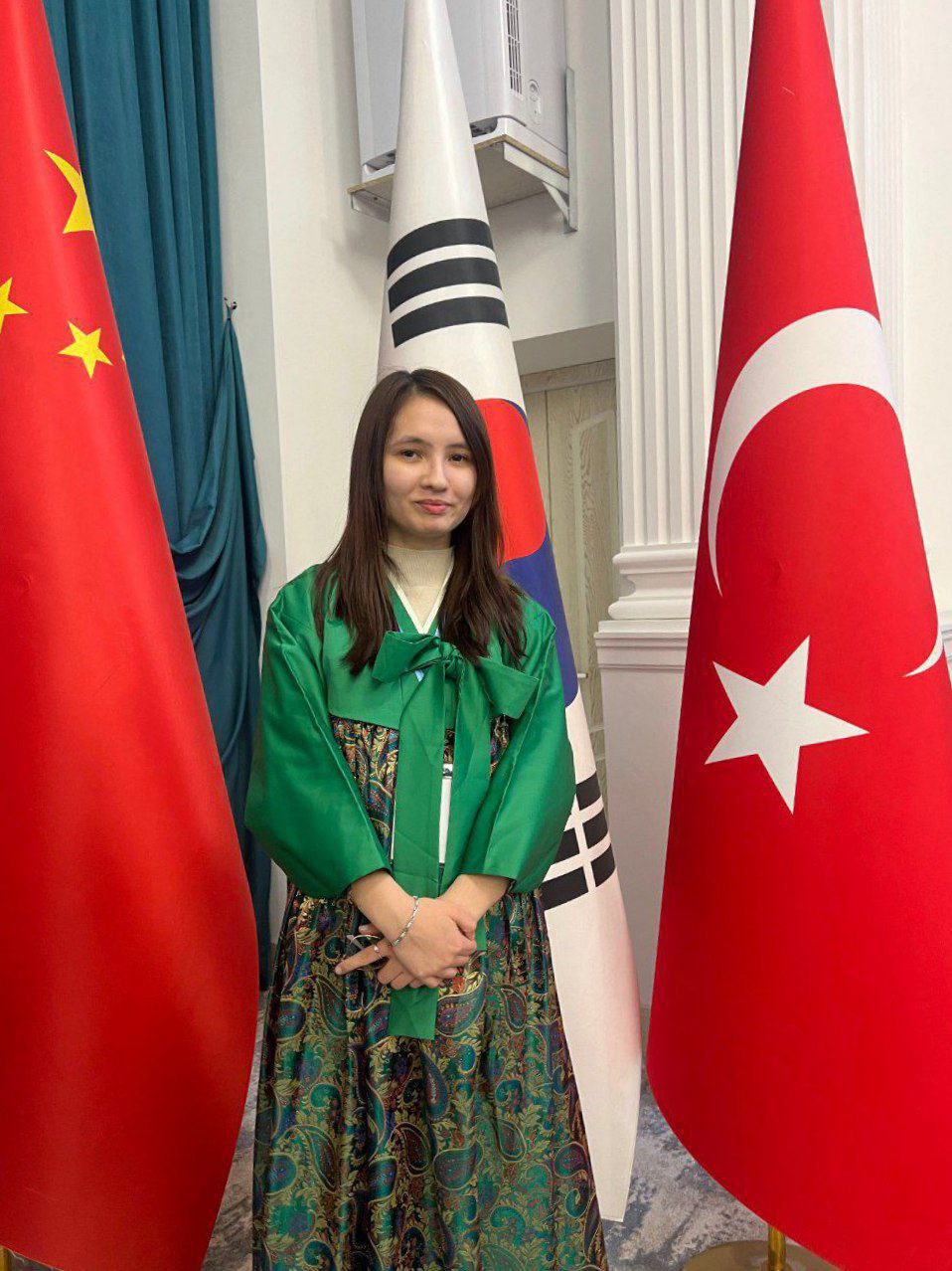 RAVSHANOVA FERUZABONU SHAVKAT QIZI