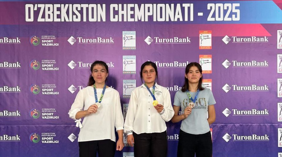 Sportning o‘ziga xos nafisligi va kuchini birlashtirgan Fransuz boksi – "Savate" yo‘nalishi bo‘yicha o‘tkazilgan O‘zbekiston chempionatining 2-bosqichi yakunlariga ko‘ra, yana bir faxrli talabamiz o‘zining salohiyati va mardliligini amalda namoyon etdi.