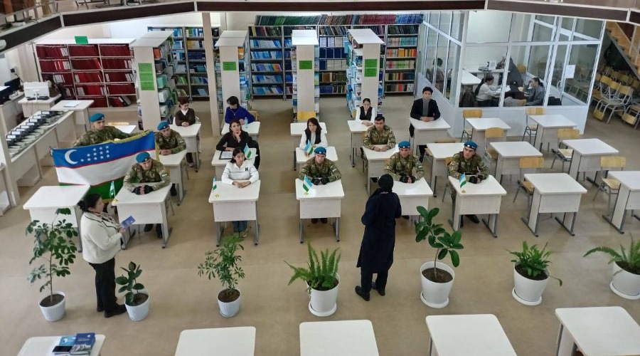 CHDPU Turizm fakultetida harbiy qism askarlari ishtirokida ma’naviy-ma’rifiy davra suhbati o‘tkazildi.