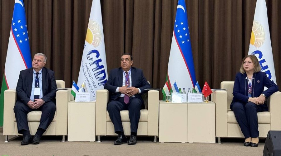 “Yangi O‘zbekistonda filologik ta’limning dolzarb muammolari, yechimlari va istiqbollari” mavzusidagi xalqaro ilmiy-amaliy konferensiya o‘z ishini davom ettirmoqda.