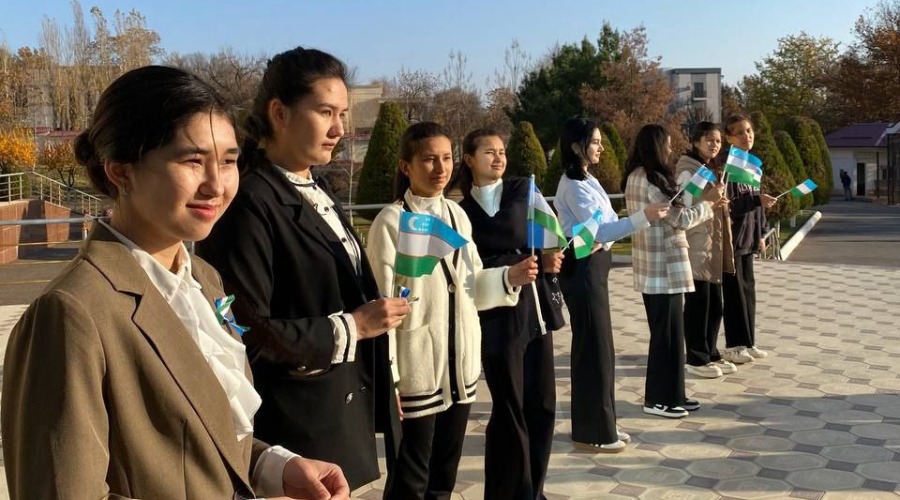 “Bir vatan, bir el, bir bayroq!”