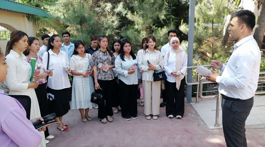 Chirchiq davlat pedagogika universiteti Pedagogika fakulteti Amaliy psixalogiya yo'nalishi 2-kurs talabalari Chirchiq shahridagi Ijtimoiy himoya milliy agentligi faoliyati bilan tanishishdi.