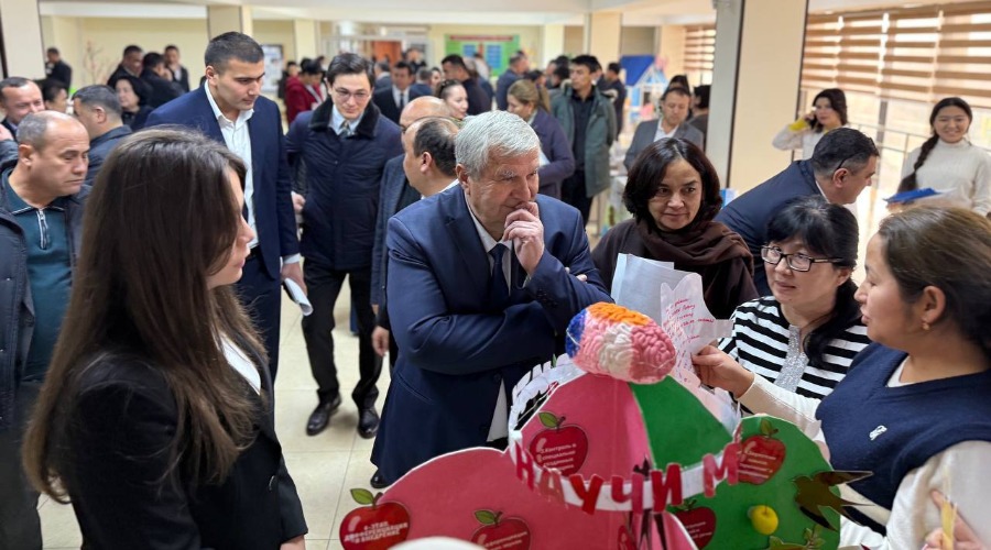 Pedagogika fakulteti “Kelajak o‘qituvchisi” konsepsiyasi asosida uchinchi o‘qituvchi muhitini yaratish bo‘yicha ishlarni taqdim etdi.