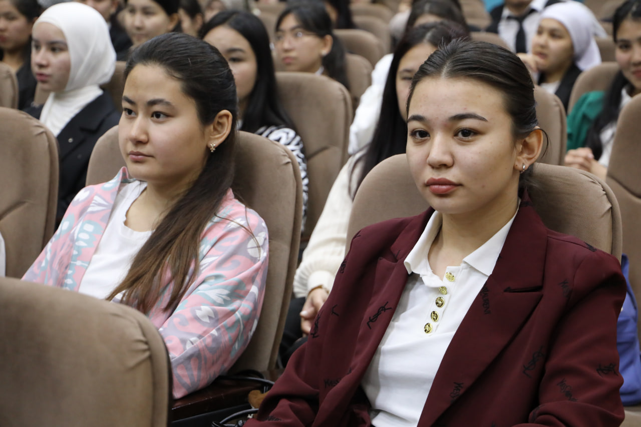 CHDPU da Amir Temur tavalludining 690 yilligi keng nishonlanmoqda Gallery Image