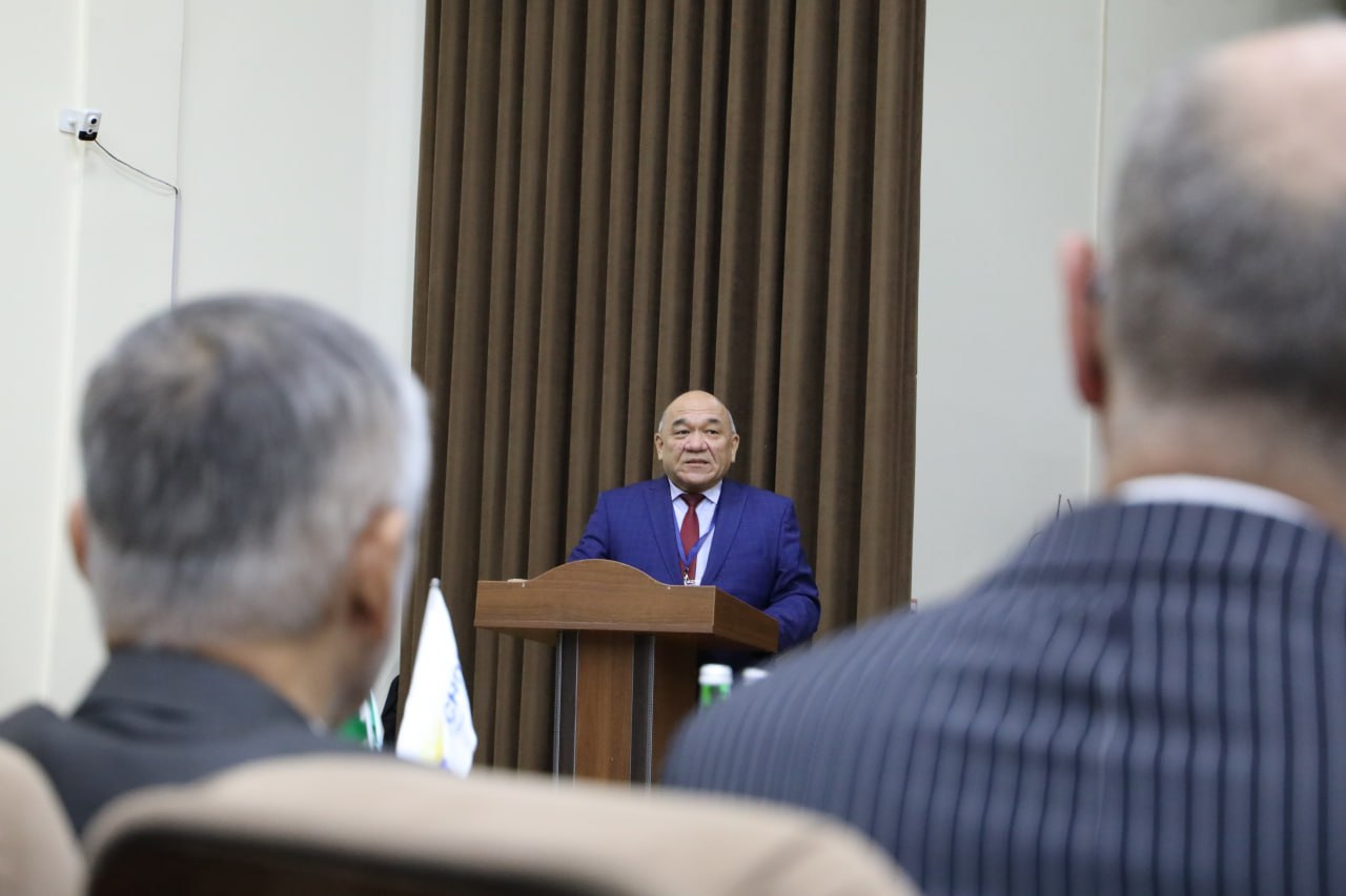 Media makonda sun’iy intellekt: yangi tarix va yangi dunyoqarash Gallery Image