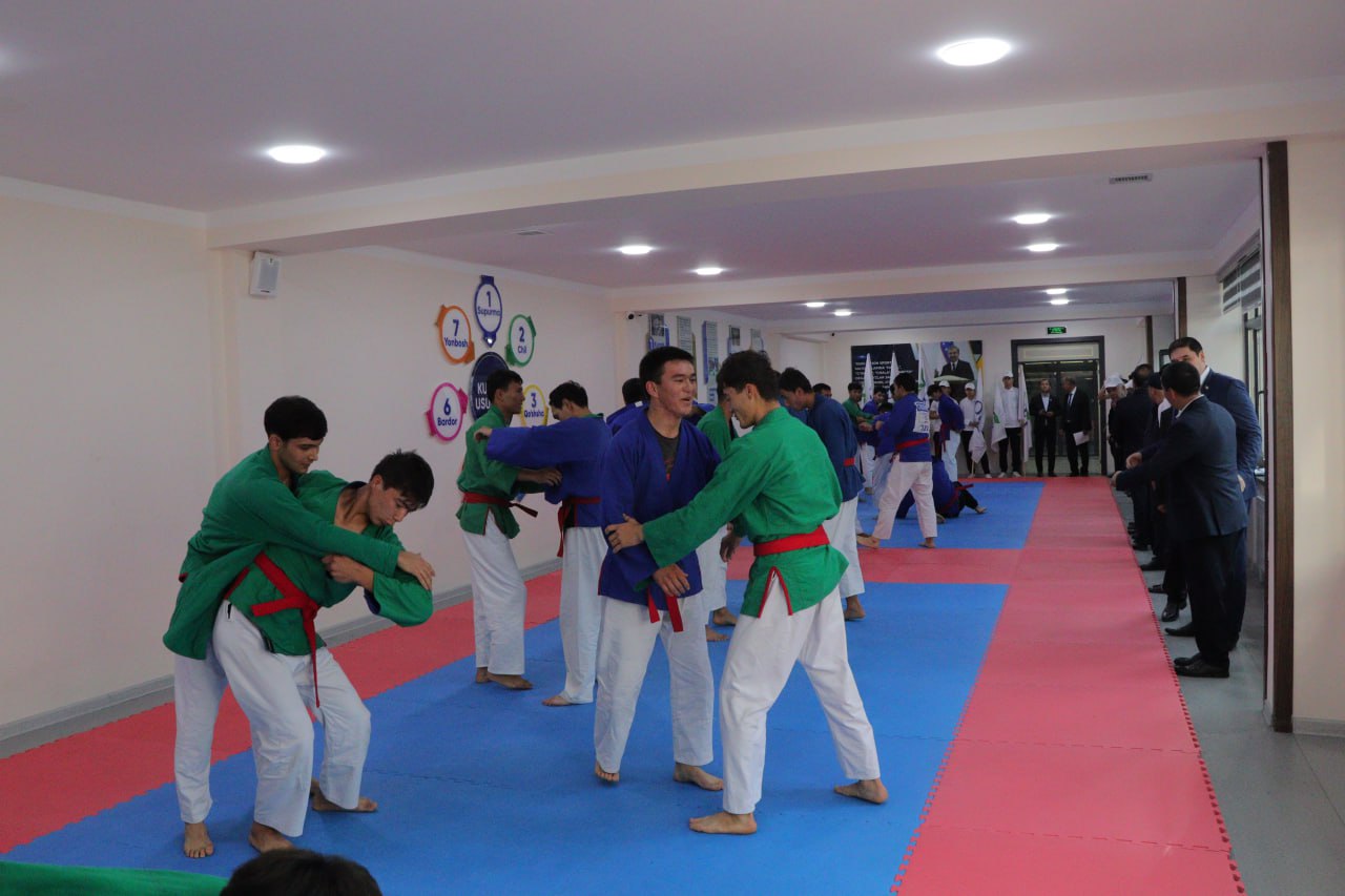 Ekologiya masalalari CHDPU yoshlari nigohida Gallery Image