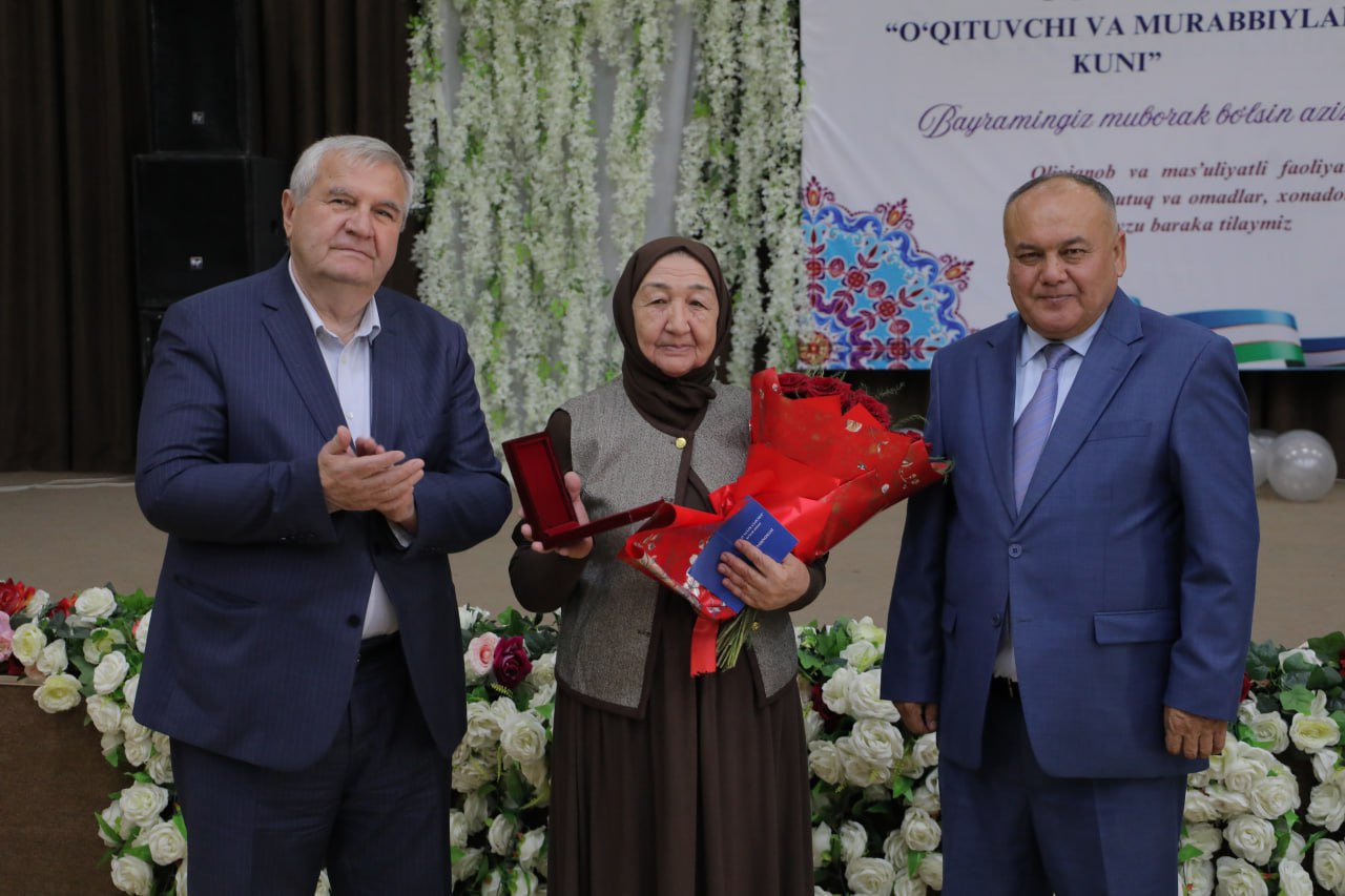 Ustozlarga ehtirom – jamiyatimizning ulug‘ qadriyati Gallery Image