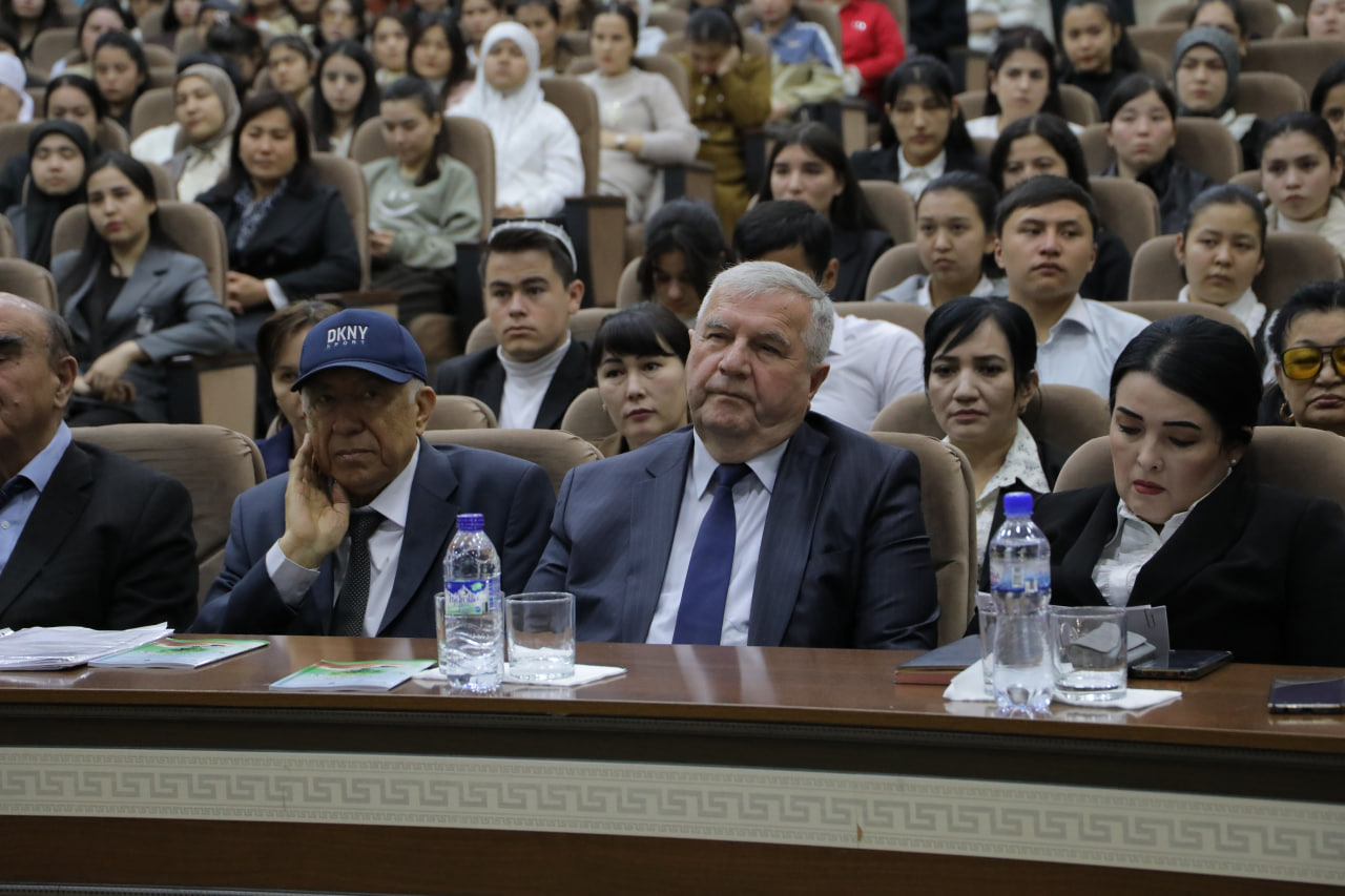 “Tabiatni asrash – insonni, Vatanni asrash demakdir!” Gallery Image