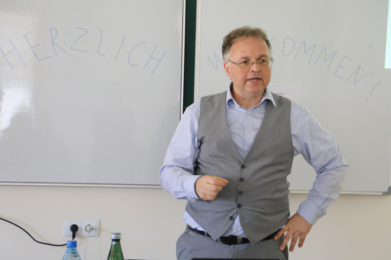 В ЧГПУ началась международная летняя школа: первый день прошёл успешно Gallery Image