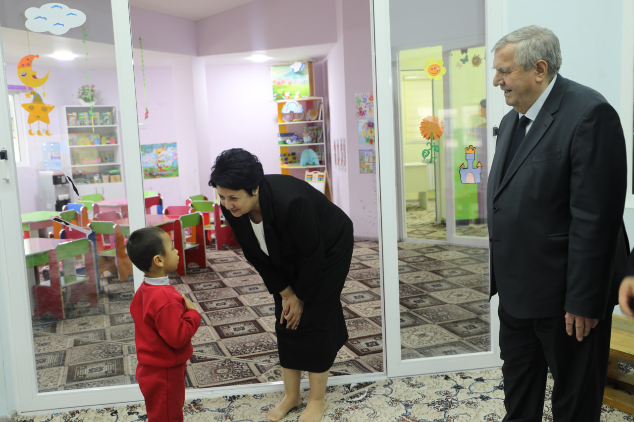 Vazir CHDPU talabalari bilan uchrashdi Gallery Image