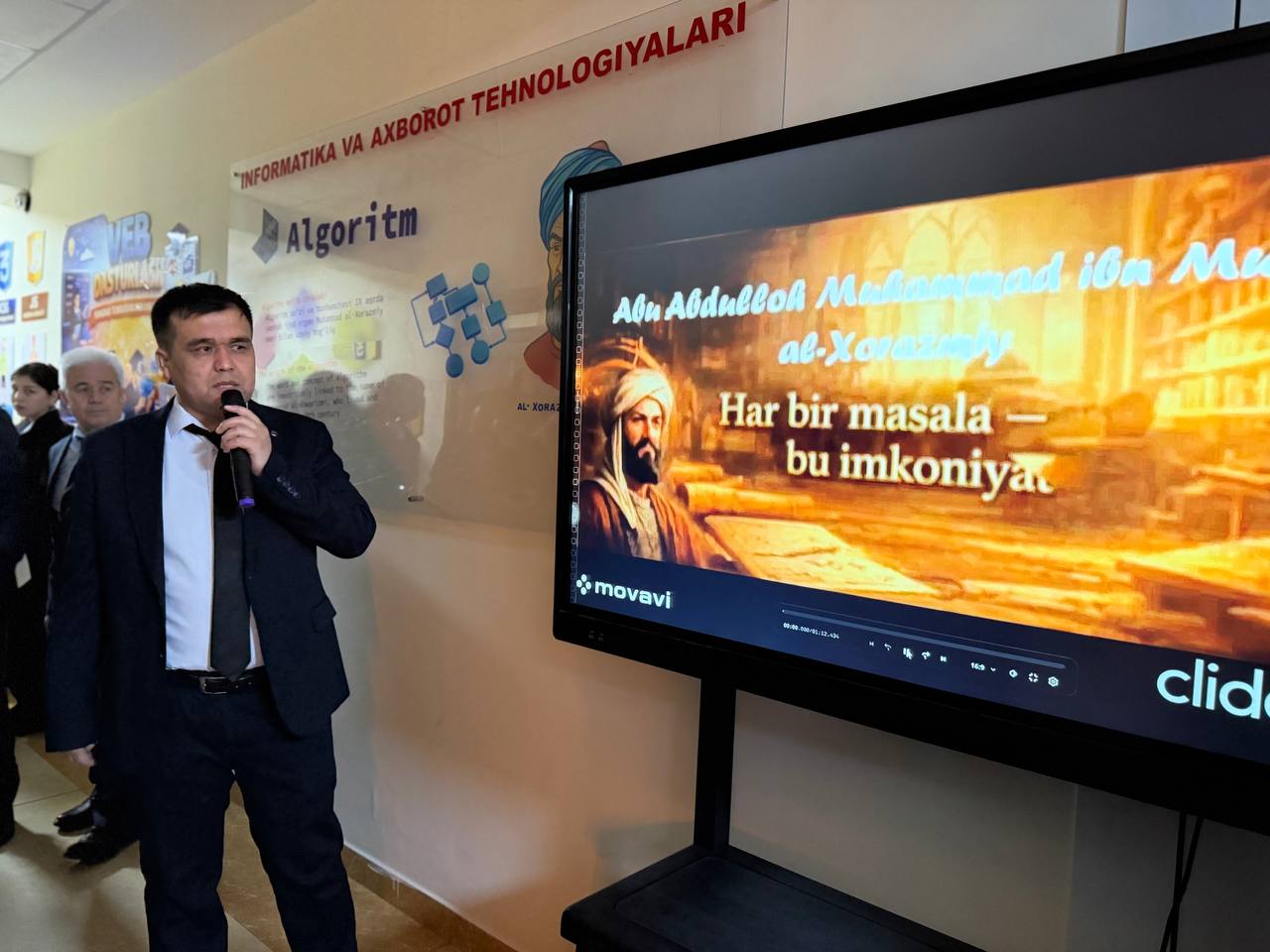 Universitet faollari aniq fanlar ta’limidagi o‘zgarishlar taqdimoti bilan tanishdi Gallery Image