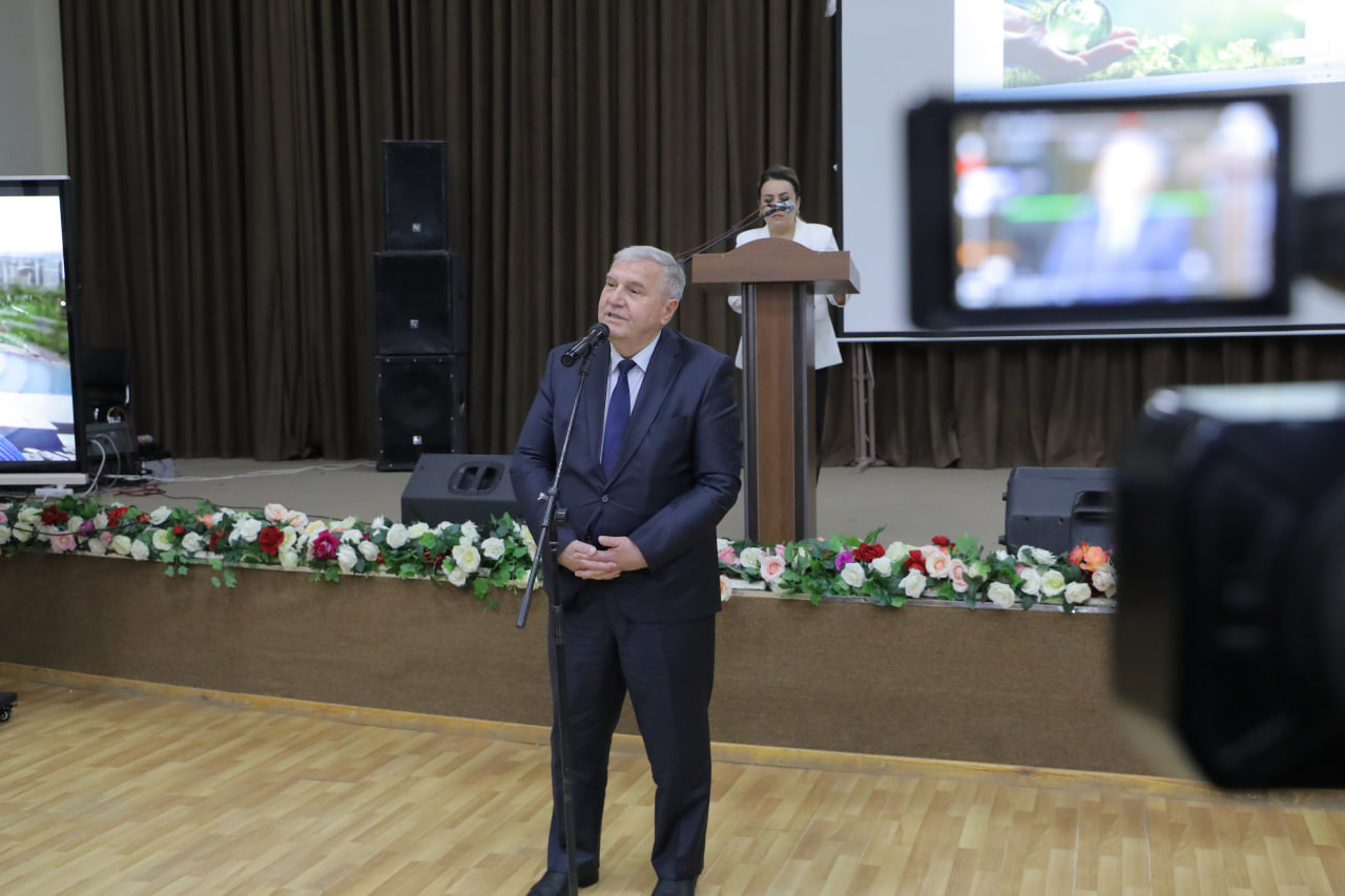 “Tabiatni asrash – insonni, Vatanni asrash demakdir!” Gallery Image