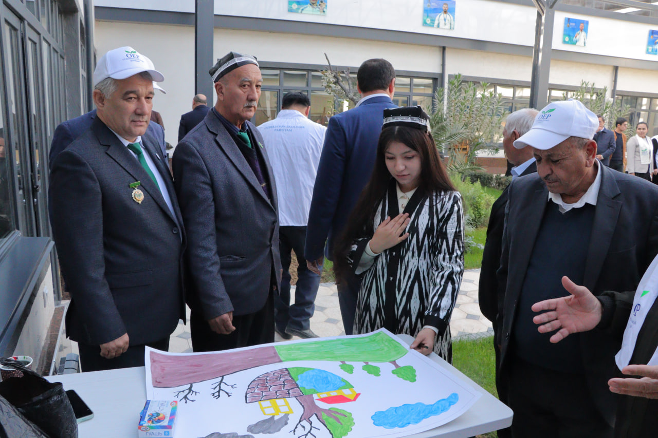 Ekologiya masalalari CHDPU yoshlari nigohida Gallery Image