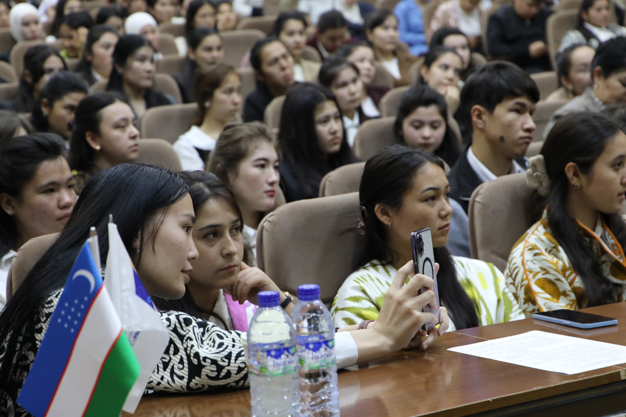 CHDPU da Amir Temur tavalludining 690 yilligi keng nishonlanmoqda Gallery Image