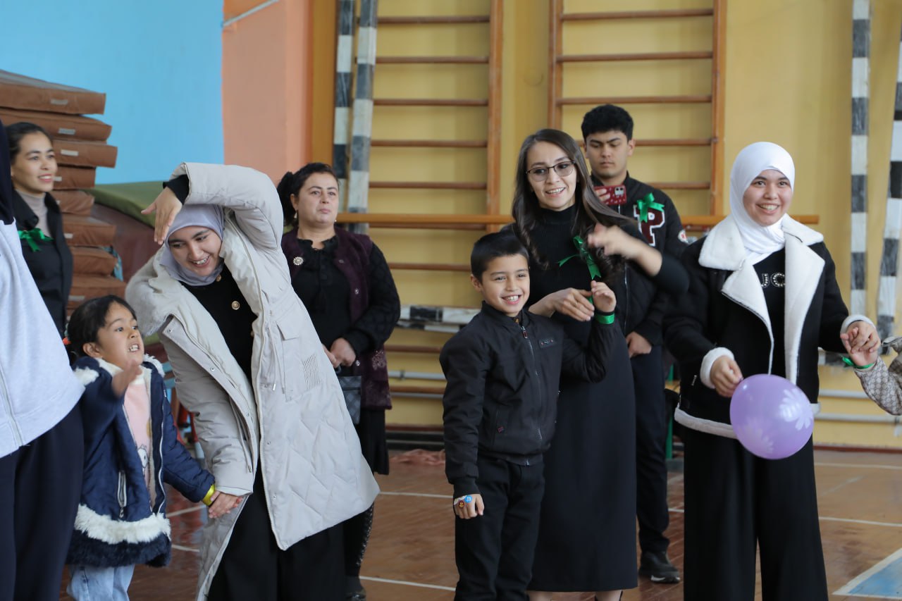 “Ochiq osmon ostidagi maktab” — mehr, metodika va innovatsiya uyg‘unligi Gallery Image