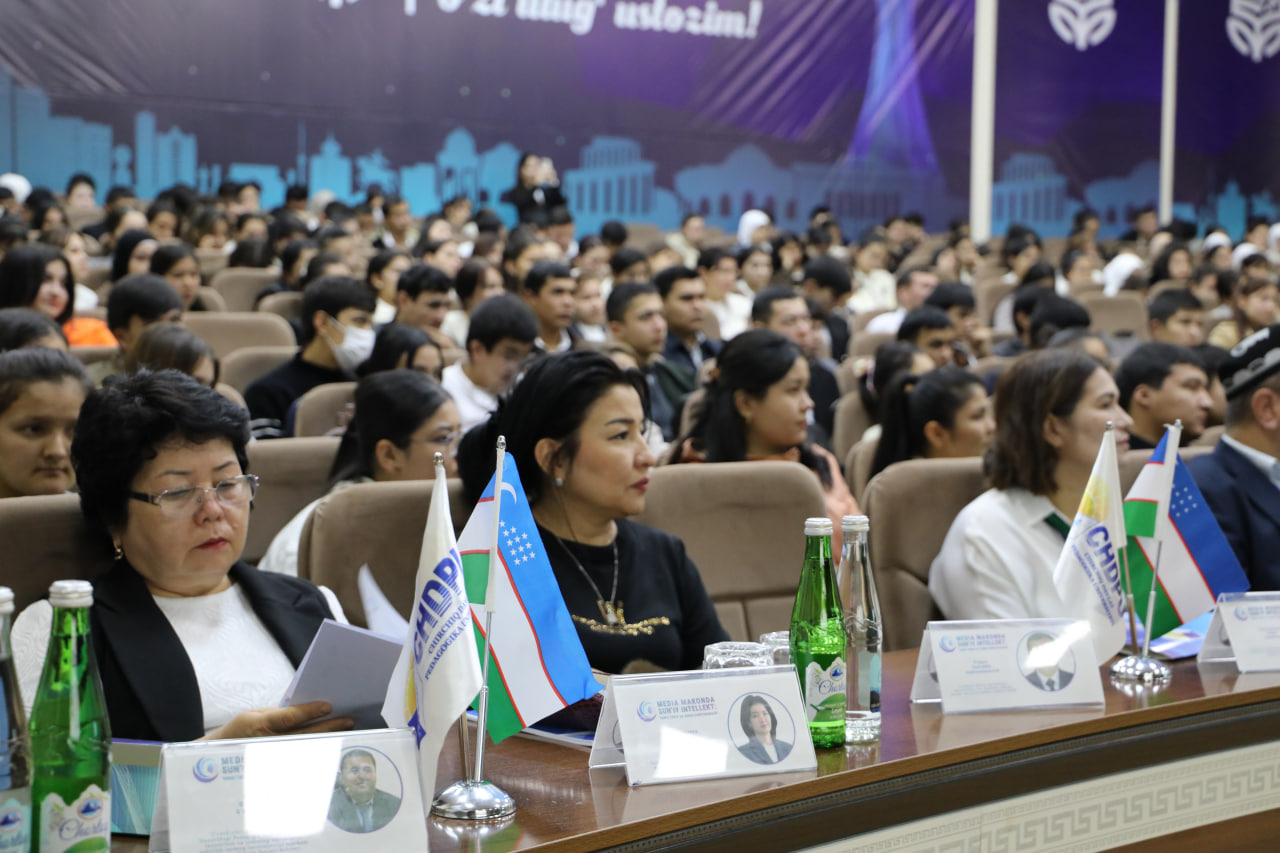 Media makonda sun’iy intellekt: yangi tarix va yangi dunyoqarash Gallery Image