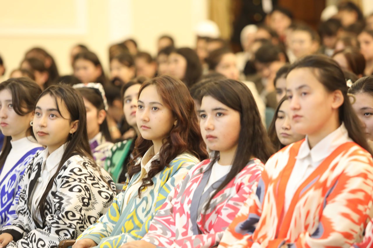 O‘zbek tili bayrami kuni. Millatning barhayot ruhi Gallery Image