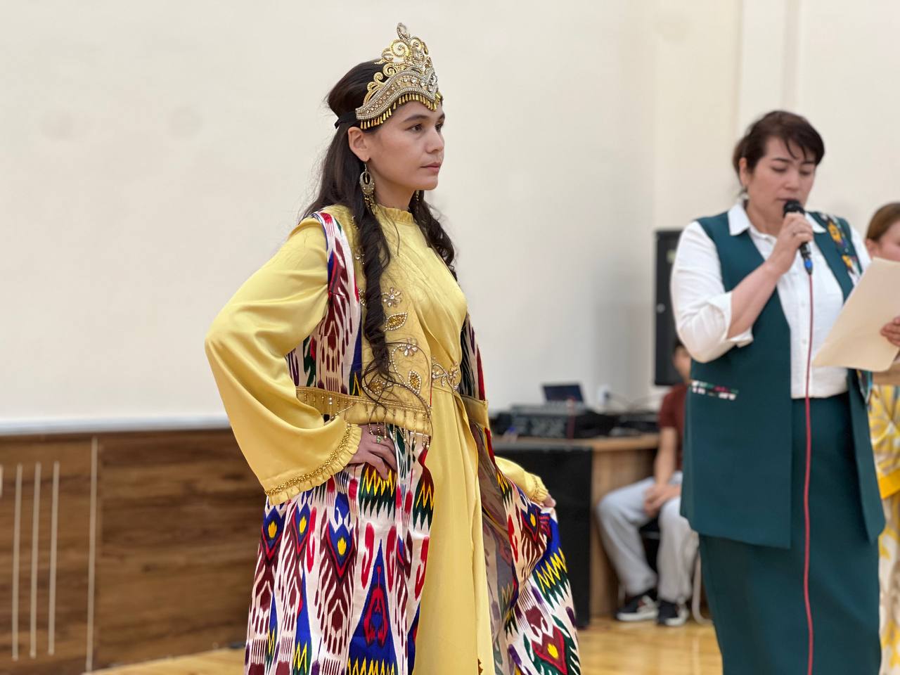 Milliy matolarning zamonaviy dizayn echimlari bilan uyg‘unligi Gallery Image